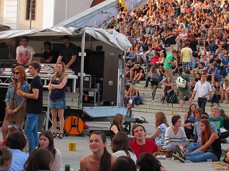 crowd2 summerbreak 2011-2